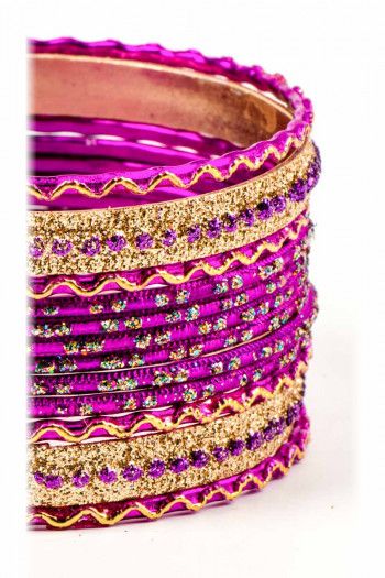 Розовый браслет Сингапур